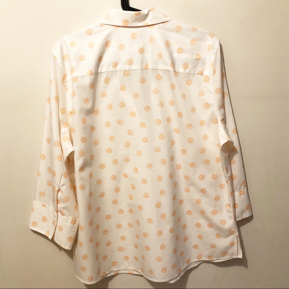 Foxcroft Seashell print non-iron shirt - Picture 5 of 7